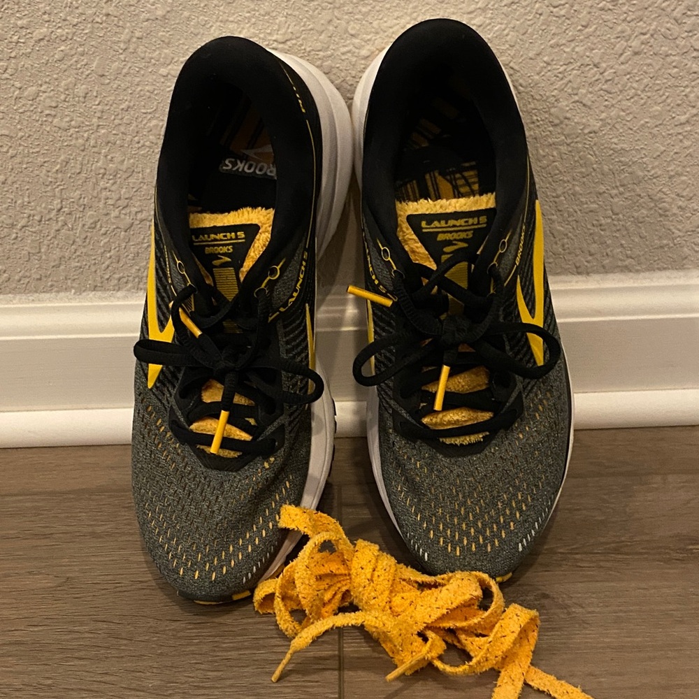 Brooks Launch 5 Sneakers - 2018 Pittsburgh Marathon Limited Edition
